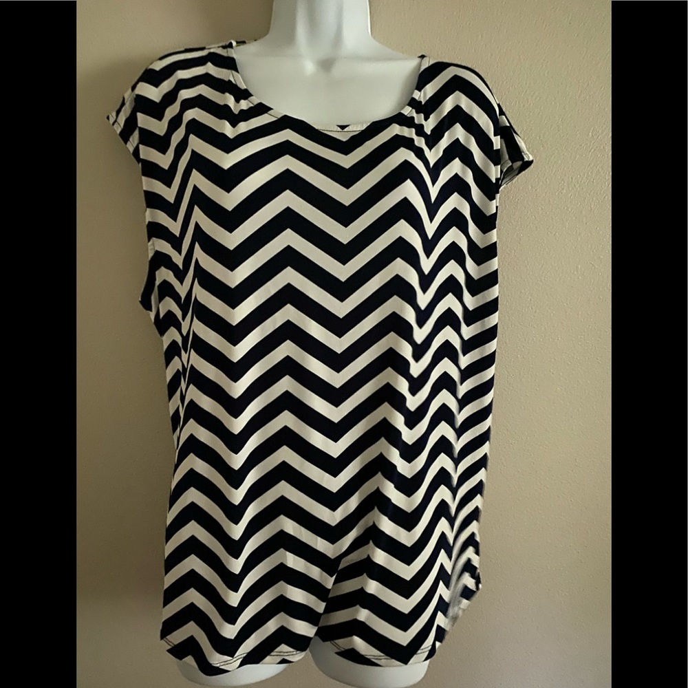 Chevron tunic with cap sleeves, Navy/White
